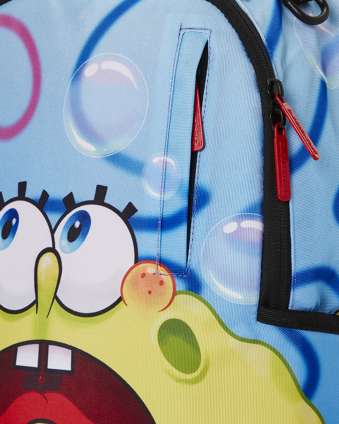 SPONGEBOB SHARK SHAPE SPONGE (DLXR)