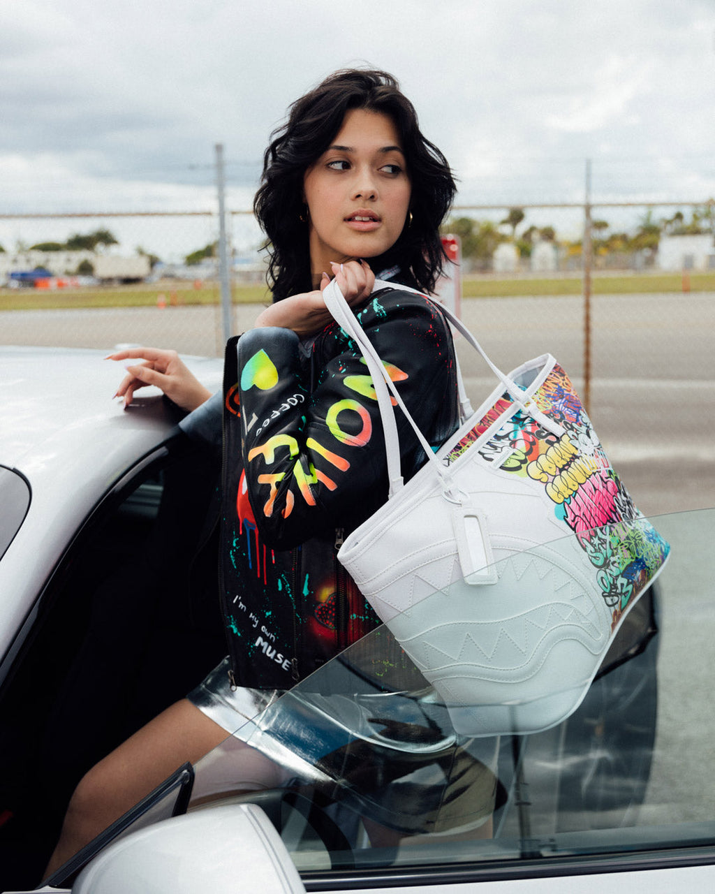 HALF GRAFF TOTE